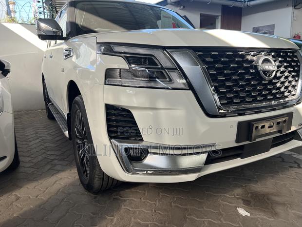 Nissan Patrol 2019 White