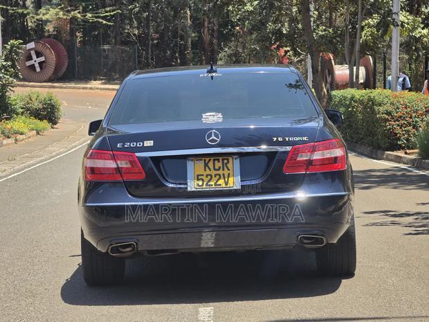Mercedes-Benz E250 2012 Gray