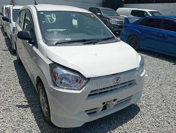 Daihatsu Mira 2019 White