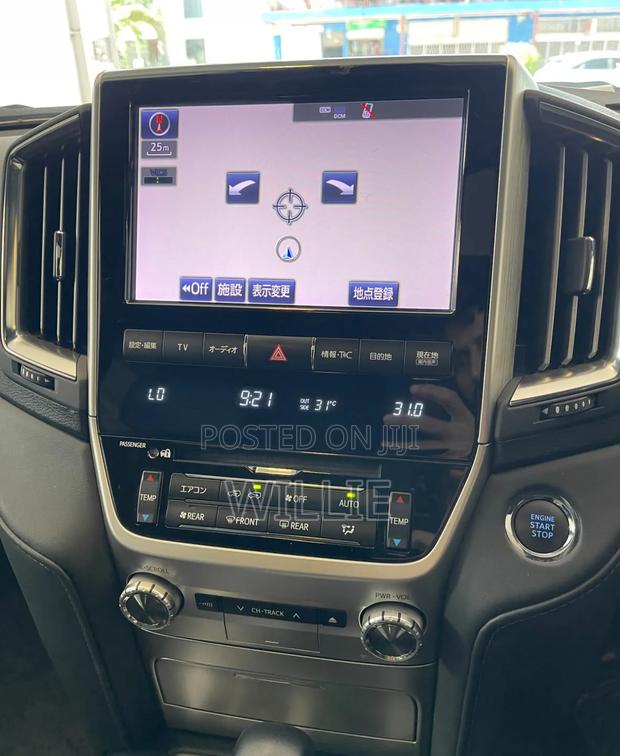 Toyota Land Cruiser Prado 2020 White