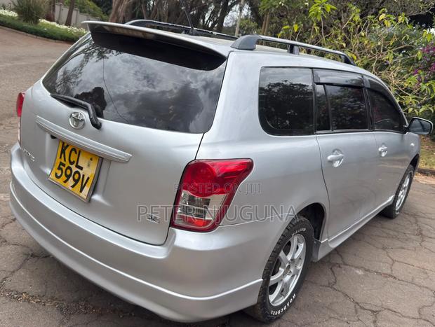 Toyota Corolla Fielder 1.5 Petrol AWD 2010 Silver
