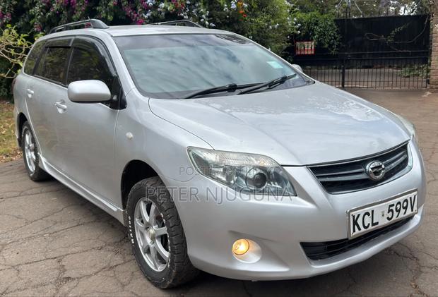 Toyota Corolla Fielder 1.5 Petrol AWD 2010 Silver