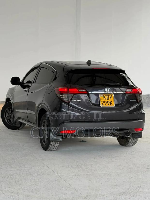Honda Vezel 1.5 Hybrid 2WD 2019 Black