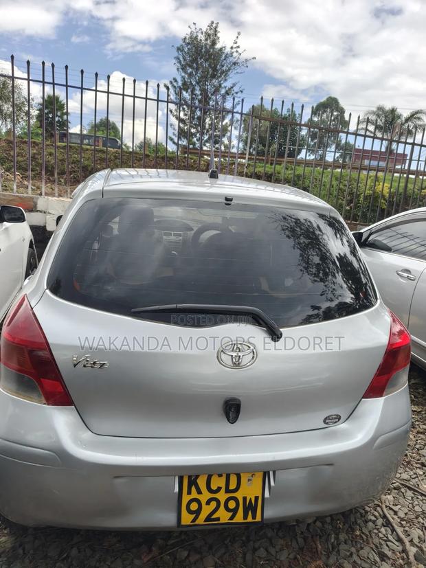 Toyota Vitz 1.3 FWD 5dr 2007 Silver