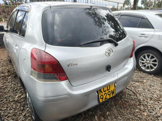 Toyota Vitz 1.3 FWD 5dr 2007 Silver