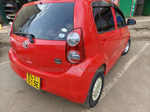 Toyota Passo 1.0 FWD 2010 Red