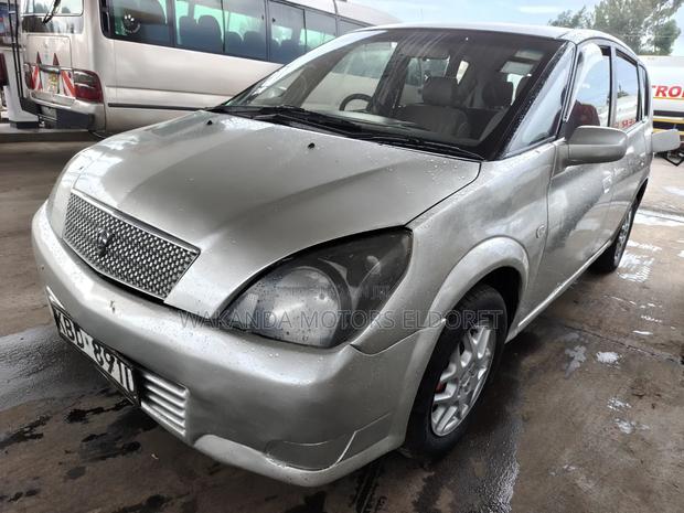 Toyota Opa 1.8 FWD 2004 Silver