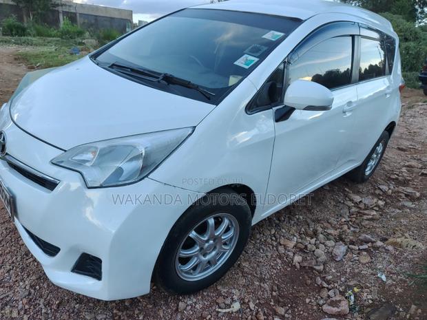 Toyota Ractis 1.5 FWD 2014 White