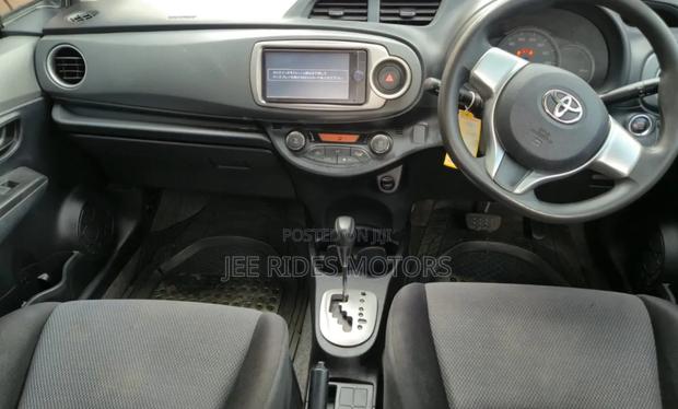 Toyota Vitz 2014 Ivory