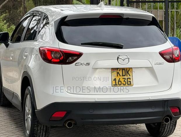 Mazda CX-5 2015 Off white