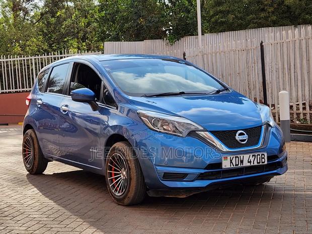 Nissan Note 2018 Blue