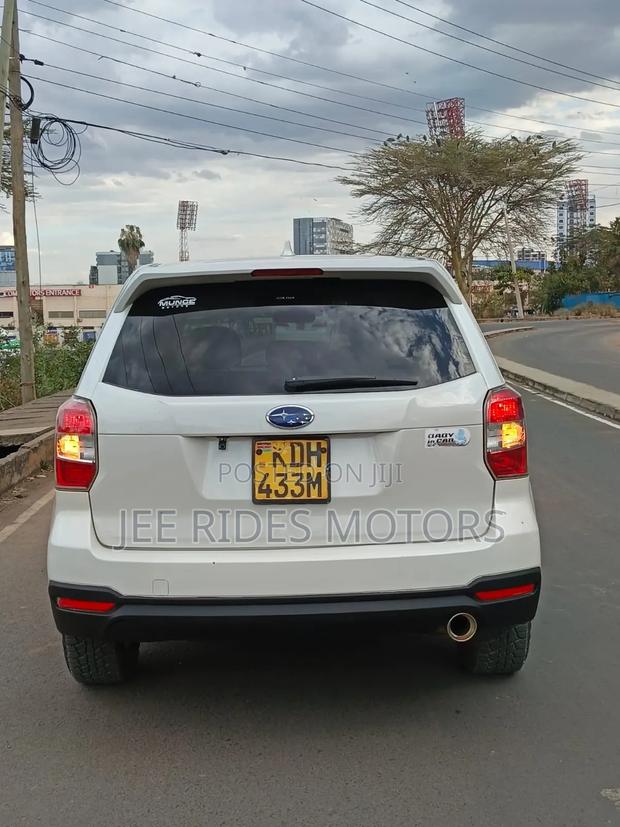 Subaru Forester 2015 Off white