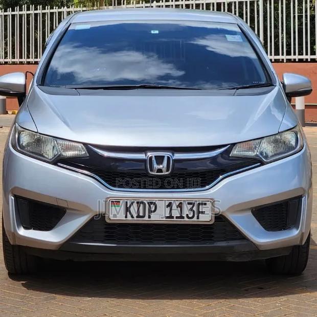 Honda Fit 2016 Silver
