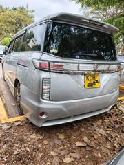 Nissan Elgrand SV Premium 2014 Silver for sale