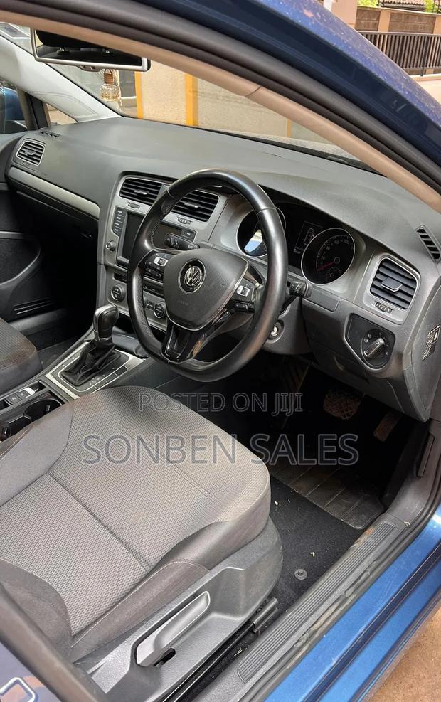Volkswagen Golf TSI S 4-Door FWD 2016 Blue
