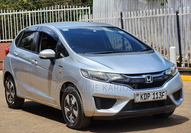 Honda Fit 2016 Silver