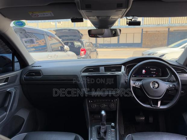 Volkswagen Tiguan 2019 Red