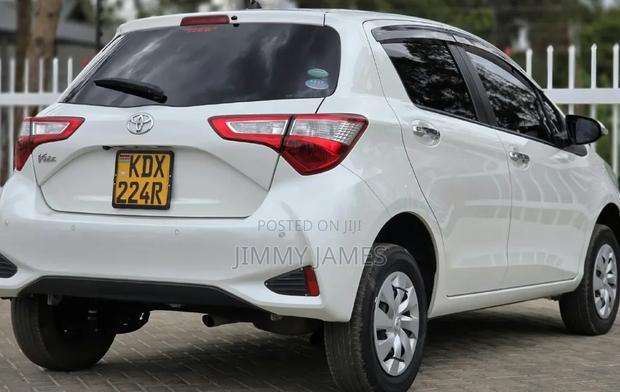 Toyota Vitz 1.3 AWD 5dr 2019 White