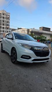 Honda Vezel 1.5 Hybrid 4WD 2019 White for sale