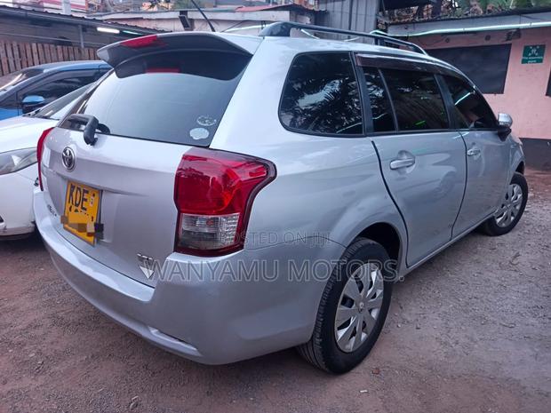 Toyota Corolla Fielder 2014 Silver