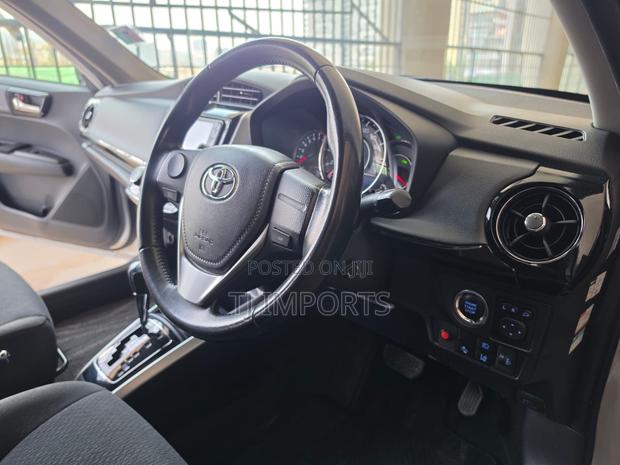 Toyota Axio 1.5 G 2WD 2019 Silver