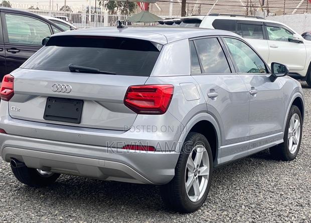 Audi Q2 2019 Silver