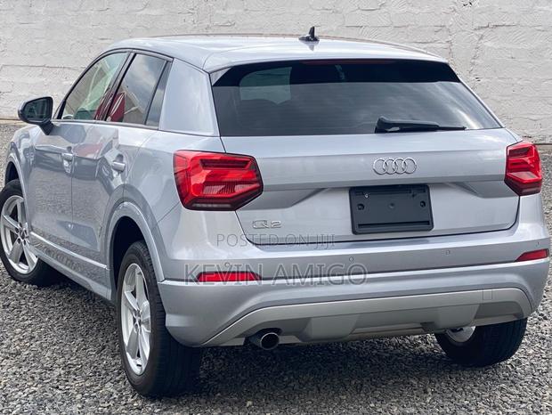 Audi Q2 2019 Silver