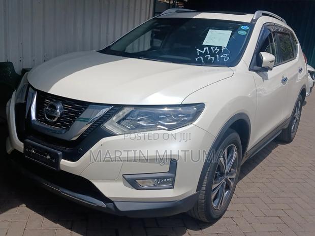 Nissan X-Trail 2.0 Petrol AWD 2019 White