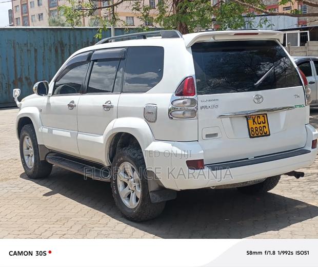 Toyota Land Cruiser Prado 2010 Pearl