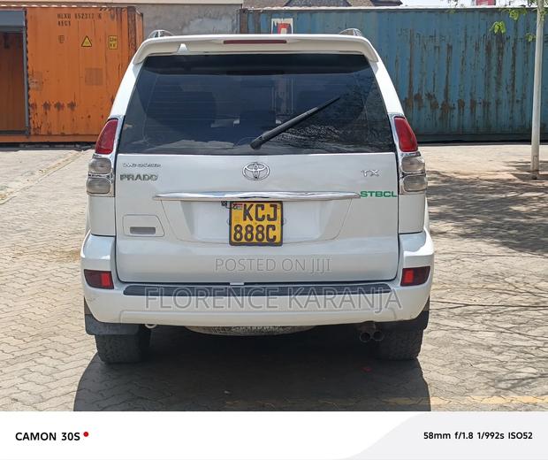 Toyota Land Cruiser Prado 2010 Pearl