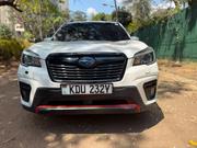 Subaru Forester 2019 White for sale
