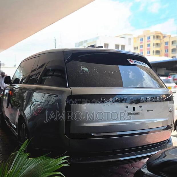 Land Rover Range Rover 2023