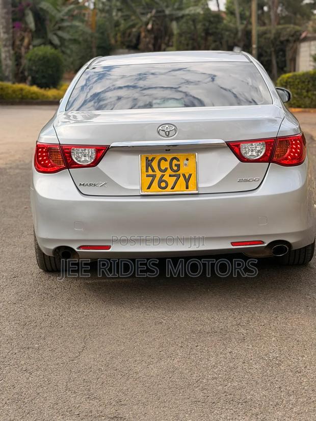 Toyota Mark X 2.5 RWD 2010 Silver