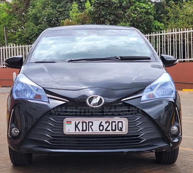 Toyota Vitz 2018 Black