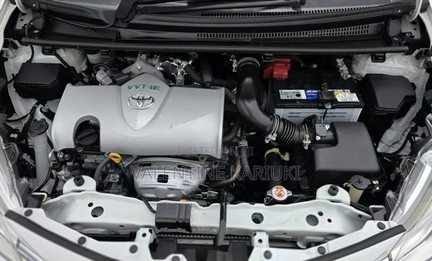 Toyota Vitz 2019 White