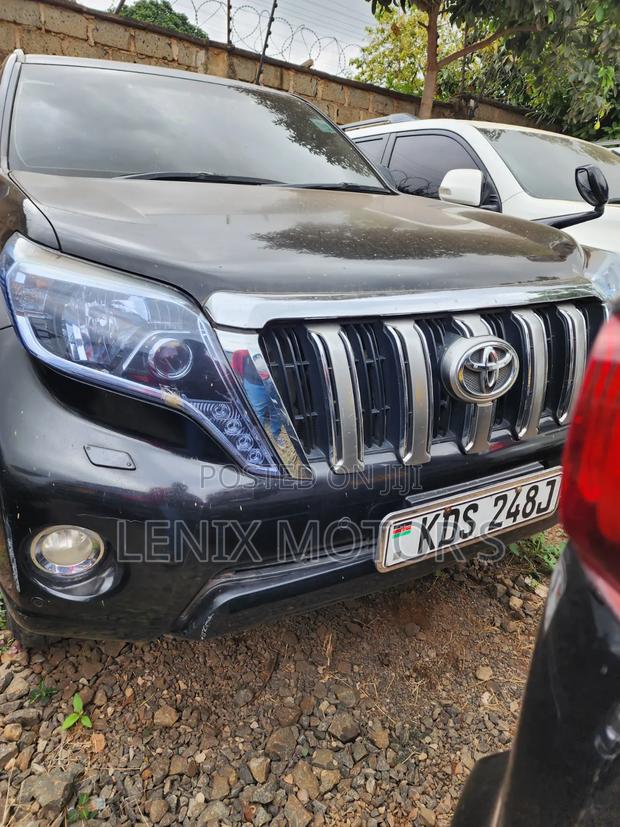 Toyota Land Cruiser Prado 2.7 2017 Black