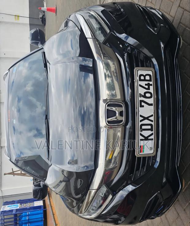 Honda Vezel 2020 Black
