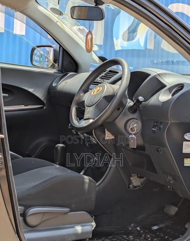 Toyota IST 2008 Black