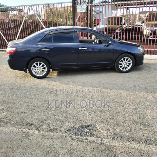 Toyota Premio 1.8 FWD 2012 Blue