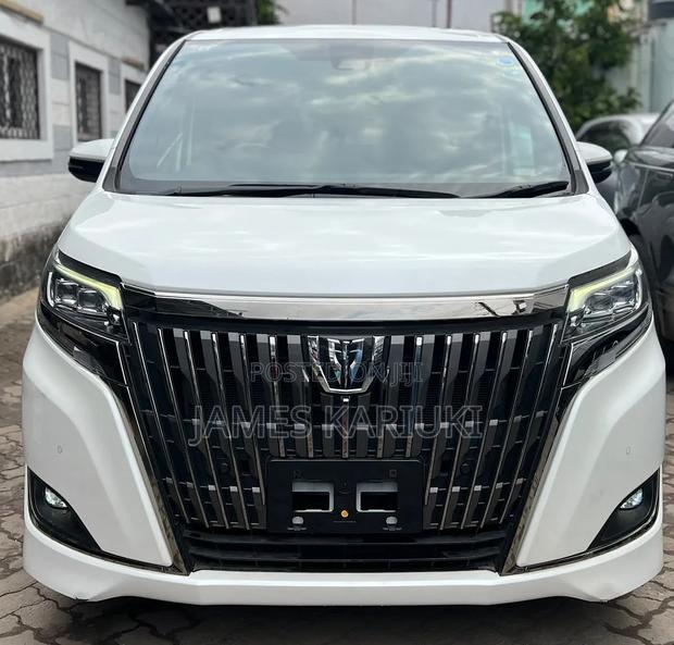 Toyota Esquire 2019 White