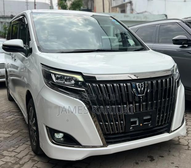 Toyota Esquire 2019 White