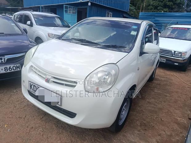 Toyota Passo 2013 White