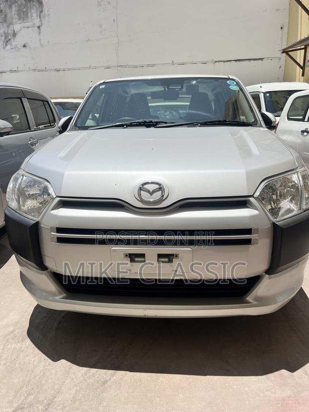 Mazda Familia 2019 Silver