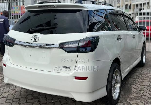 Toyota Wish 2015 White