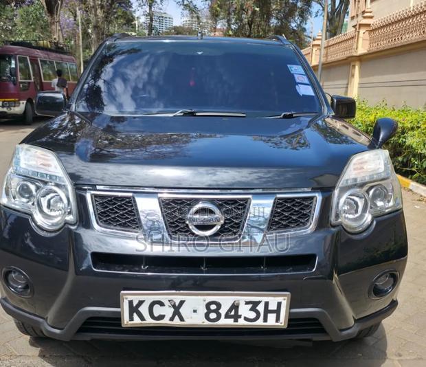 Nissan X-Trail 2012 Black