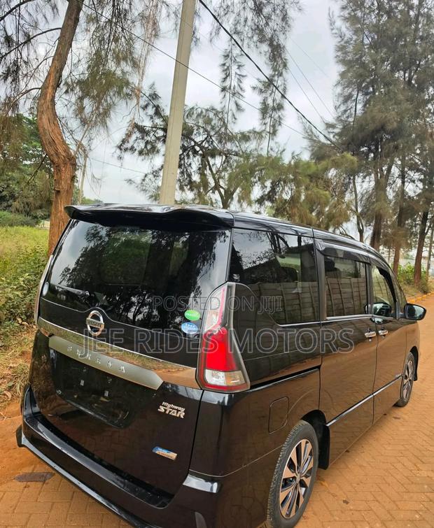 Nissan Serena 2017 Matt Black