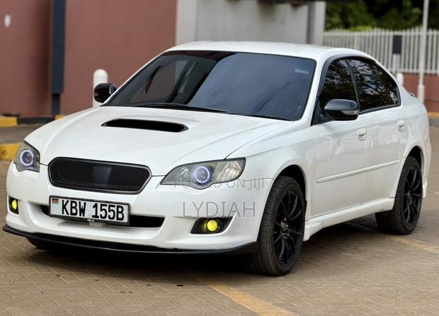 Subaru Legacy 2006 White