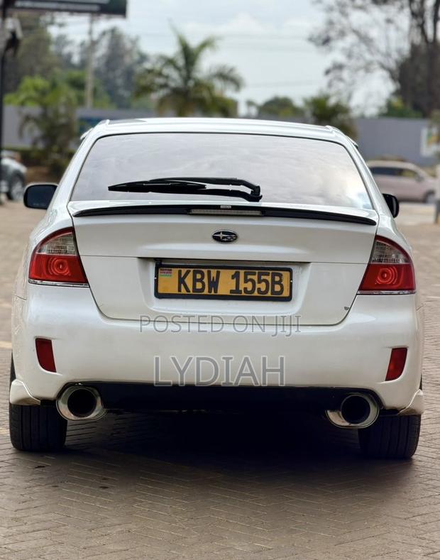 Subaru Legacy 2006 White