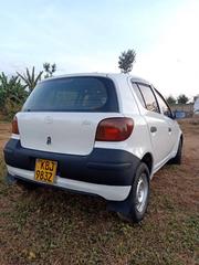 Toyota Vitz 2002 White for sale