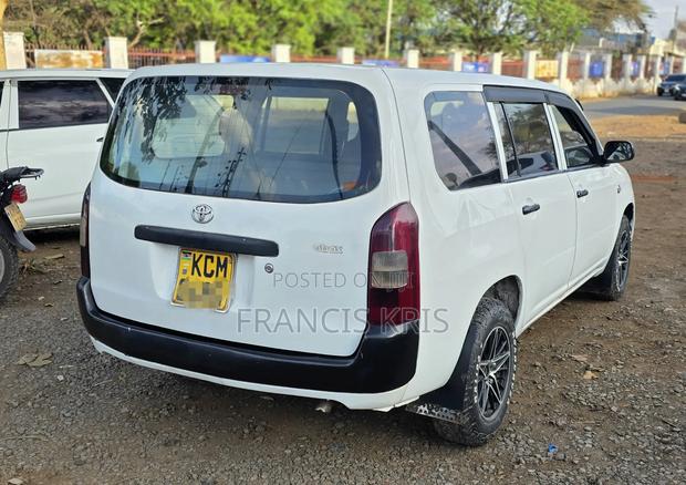 Toyota Probox 2010 White